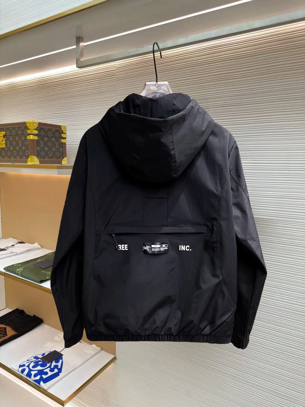 Same Style， ， 2026 New Arrival ，Original Premium Breathable ， ， ， Quality。 ， Sizes：M～3XL，